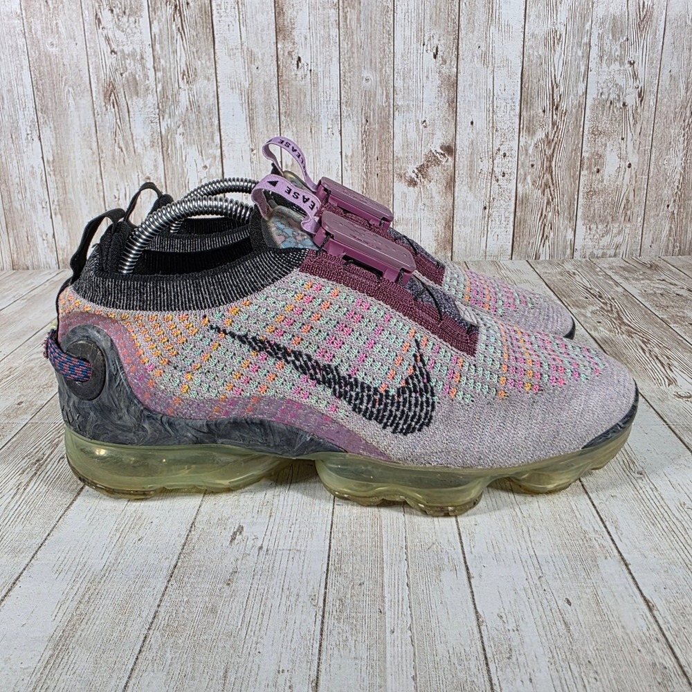 Nike VaporMax Flyknit Athletic Shoes in Pink, Purple, Black